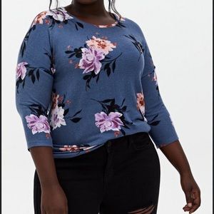 Torrid Relaxed Fit Super Soft Crew Neck Dolman Long Sleeve Tee size 4 nwt